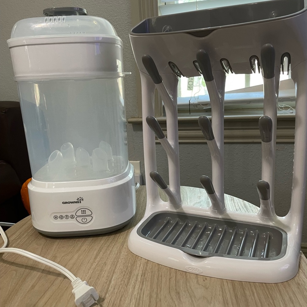 Grownsy White Baby Bottle Sterilizer and Drying Rack Set